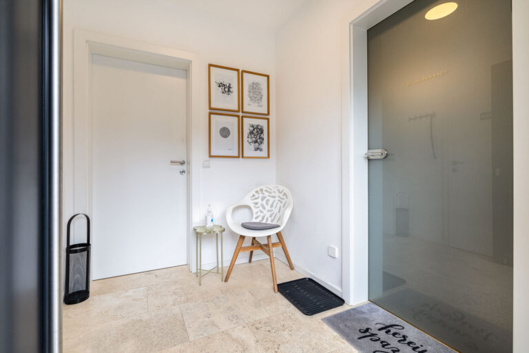 Eingangsbereich der Physiotherapie Petra Walchhofer